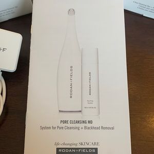 EUC 🤍🖤🤍 Rodan + Fields Pore Cleansing MD